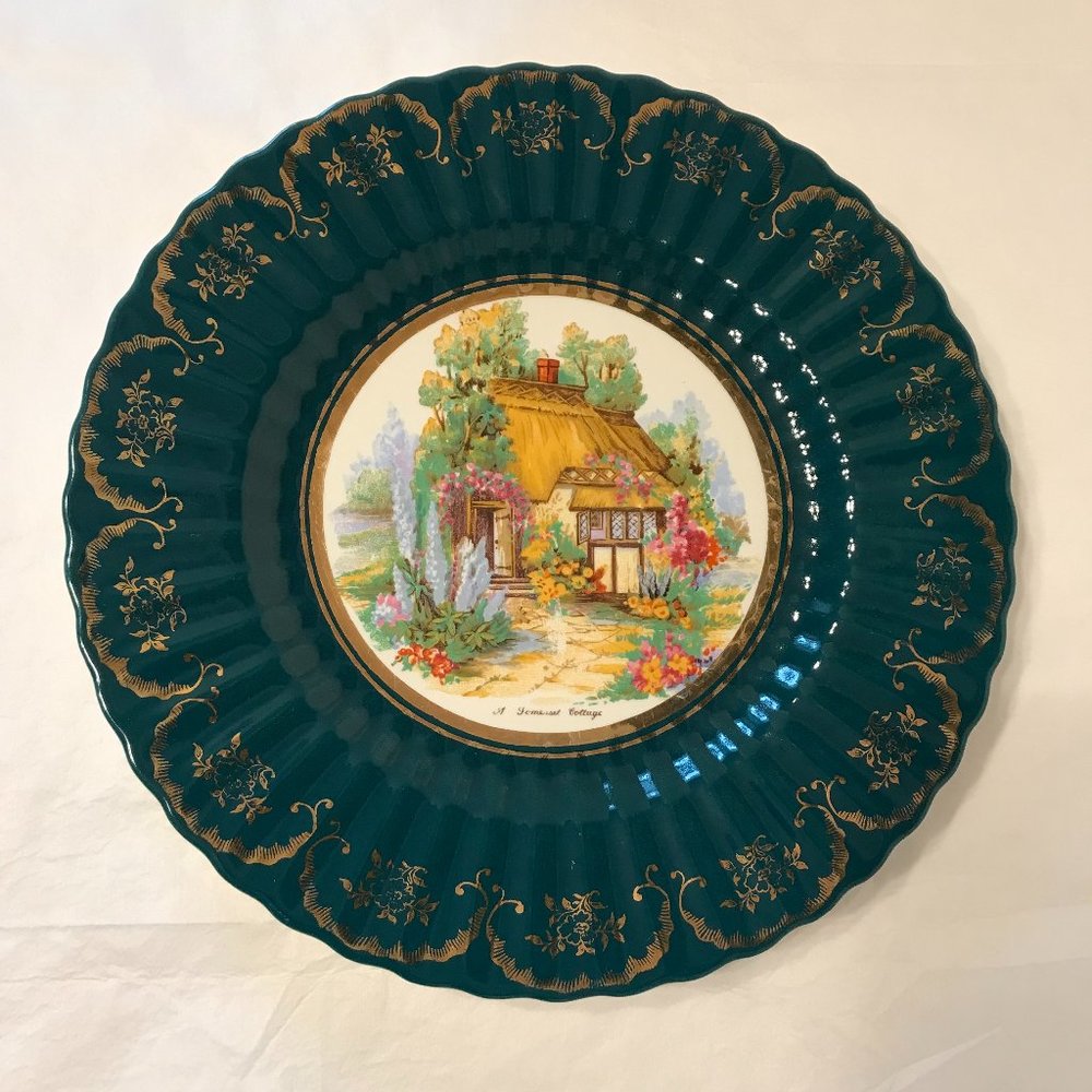 Vintage Wade England "A Somerset Cottage" Collector Plate